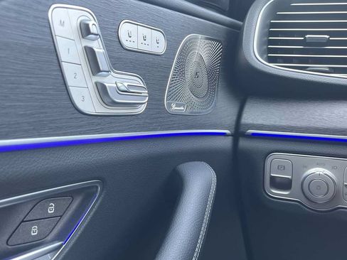 Certified 2025 Mercedes-Benz GLE 450e 4MATIC image 29