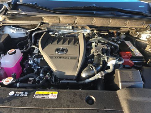 Used 2025 Lexus RX 350 Premium image 16