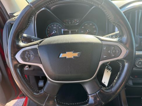 Used 2018 Chevrolet Colorado LT w/ LT Convenience Package RWD image 15