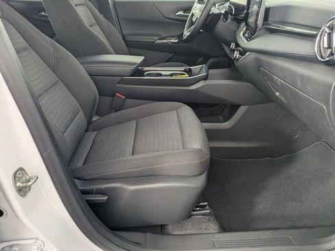 Used 2025 Chevrolet Equinox LT AWD/4WD image 33