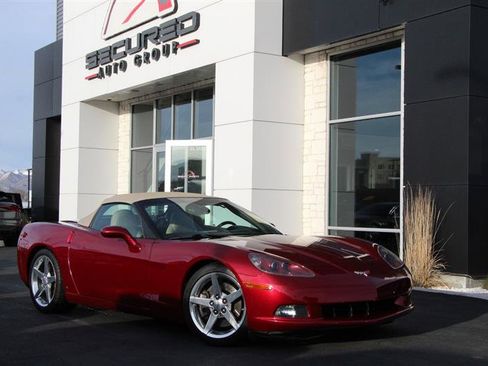 Used 2006 Chevrolet Corvette Convertible w/ Preferred Equipment Group image 4