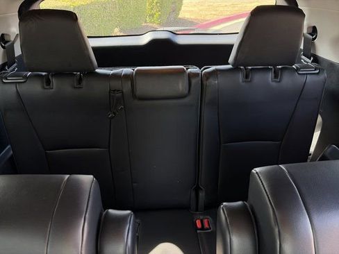 Used 2022 Toyota Highlander XLE image 15