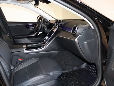 Used 2023 Mercedes-Benz C 300 4MATIC Sedan image 59