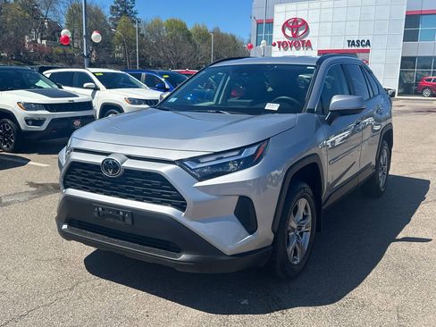 Used 2025 Toyota RAV4 XLE w/ Weather Package AWD/4WD image 3
