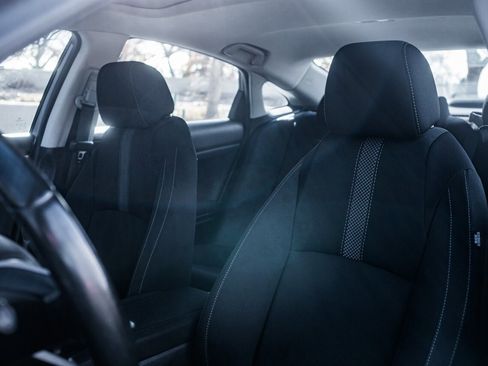 Used 2019 Honda Civic EX image 13