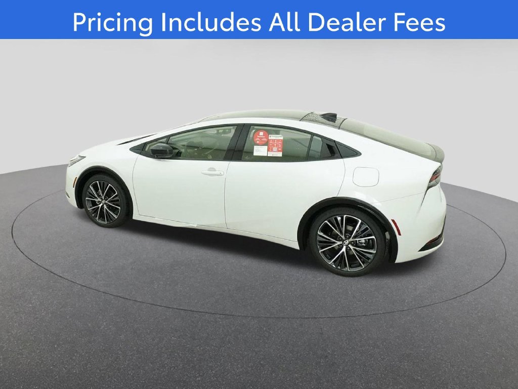 New 2027 Toyota Prius XLE FWD image 4