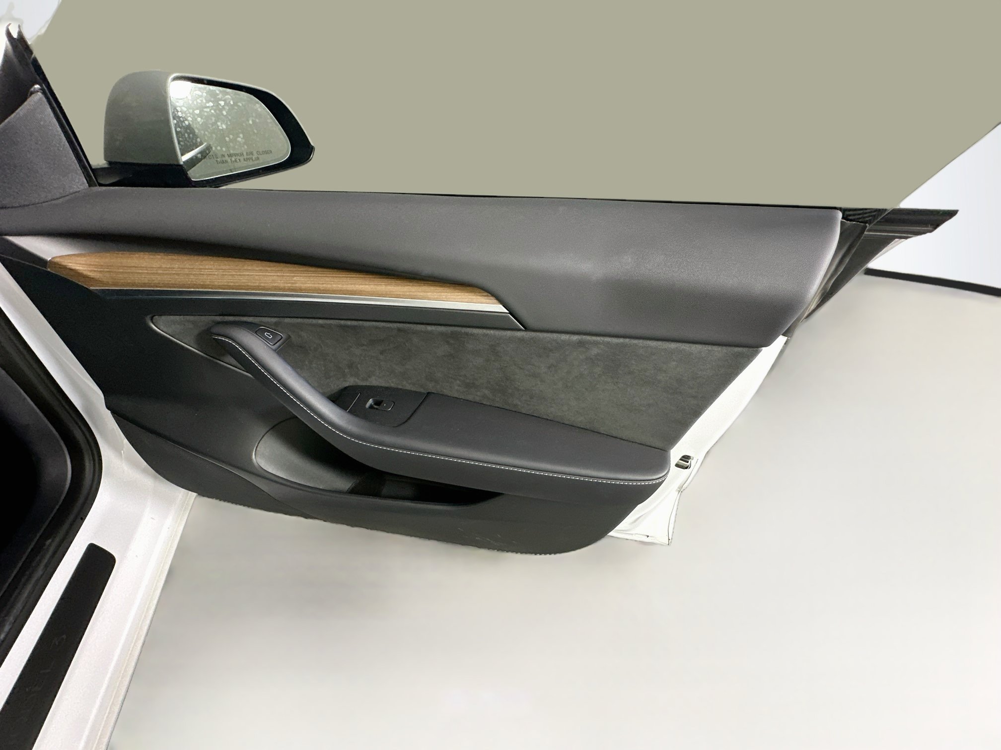 Used 2023 Tesla Model 3 Standard Range RWD image 30