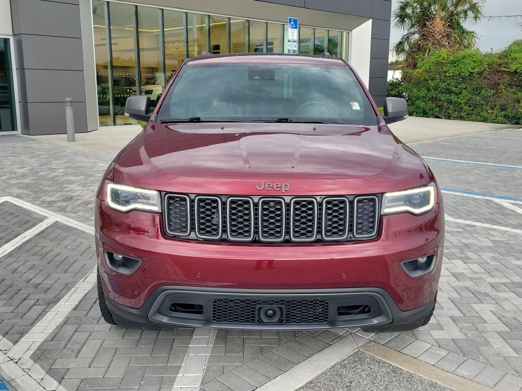 Used 2017 Jeep Grand Cherokee Trailhawk w/ Trailhawk Luxury Group AWD/4WD image 8