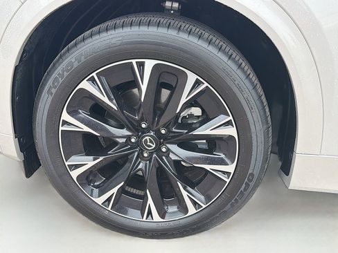 Used 2026 MAZDA CX-90 3.3 Turbo S w/ Premium Plus AWD/4WD image 36