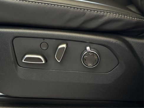New 2026 Cadillac Escalade Platinum Sport AWD/4WD image 33