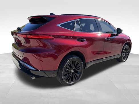 Used 2024 Toyota Venza Nightshade image 7