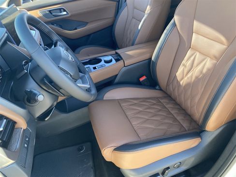 New 2026 Nissan Rogue Platinum w/ Tech Package image 21