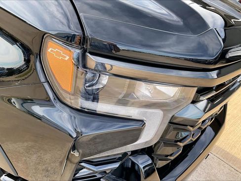 Certified 2025 Chevrolet Silverado 1500 ZR2 w/ Technology Package image 27