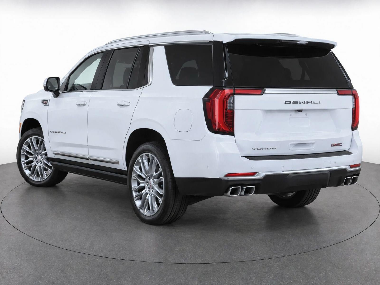Used 2026 GMC Yukon Denali w/ Sun & Power Step Package AWD/4WD image 13