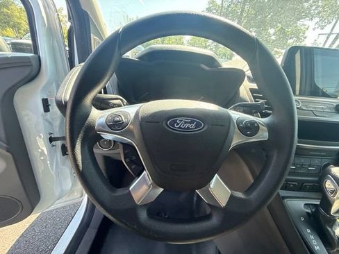Used 2020 Ford Transit Connect XL FWD image 17