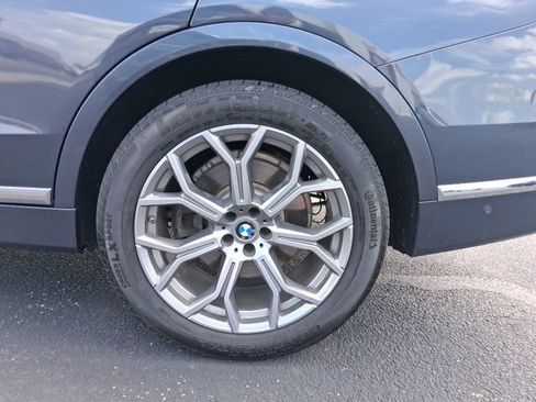 Used 2019 BMW X7 xDrive40i w/ Premium Package AWD/4WD image 9