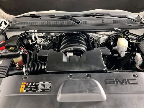 Used 2017 GMC Yukon XL SLT w/ Open Road Package RWD image 31