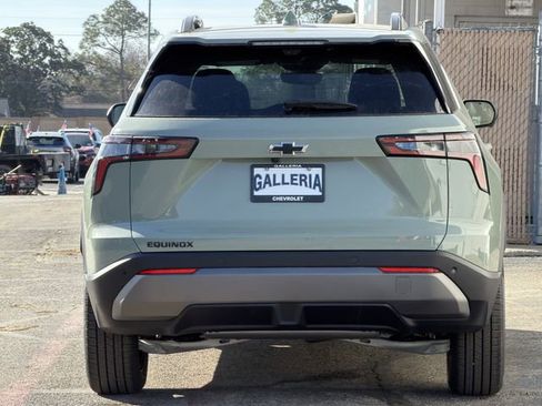 New 2026 Chevrolet Equinox LT w/ Convenience Package II image 6