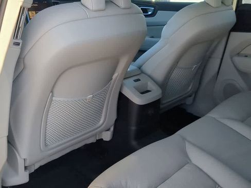 Certified 2025 Volvo XC60 T8 Core w/ Protection Package Premier image 17