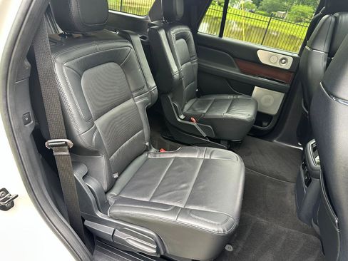 Used 2023 Lincoln Navigator Reserve AWD/4WD image 29