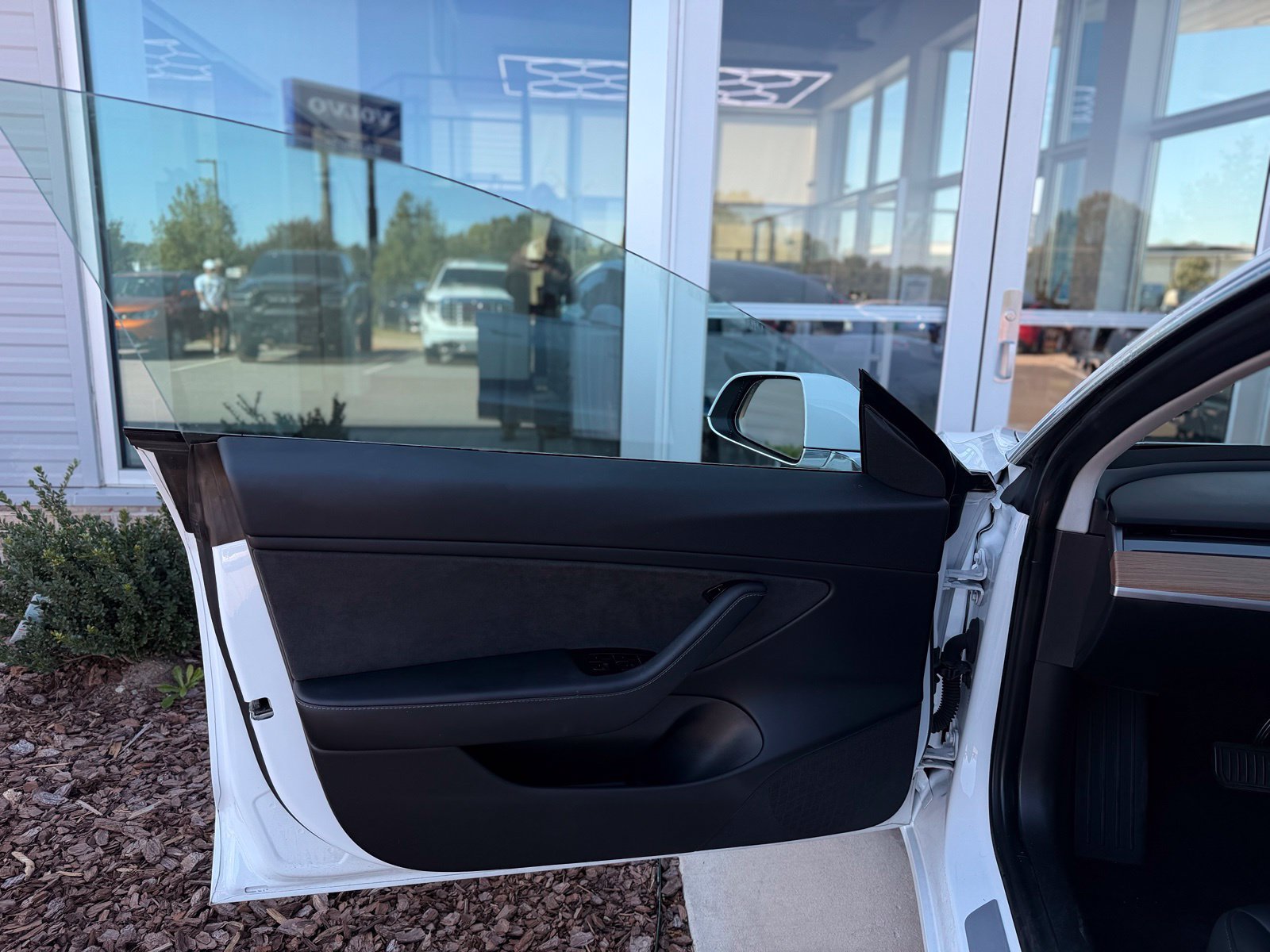 Used 2018 Tesla Model 3 Long Range AWD/4WD image 15