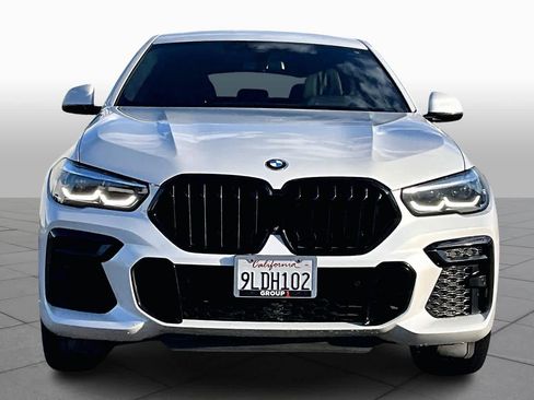 Used 2022 BMW X6 xDrive40i w/ M Sport Package image 3