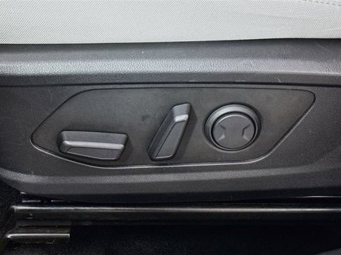 Certified 2025 Hyundai Tucson SEL AWD/4WD image 33