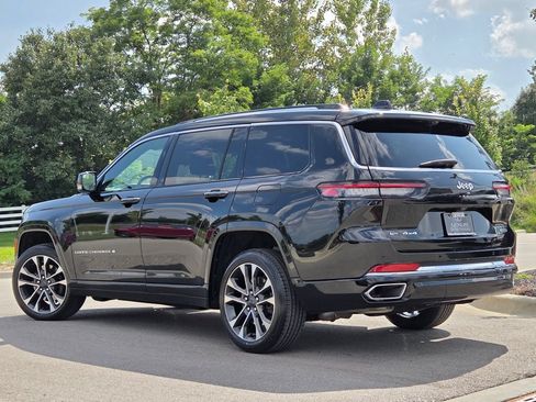 Used 2022 Jeep Grand Cherokee L Overland w/ Luxury Tech Group IV AWD/4WD image 33