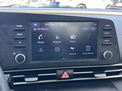 Used 2021 Hyundai Elantra Blue image 13