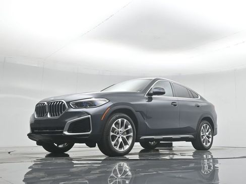 Used 2022 BMW X6 xDrive40i w/ Executive Package image 47