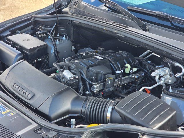 Certified 2026 Dodge Durango GT w/ Tow 'N Go Package AWD/4WD image 11