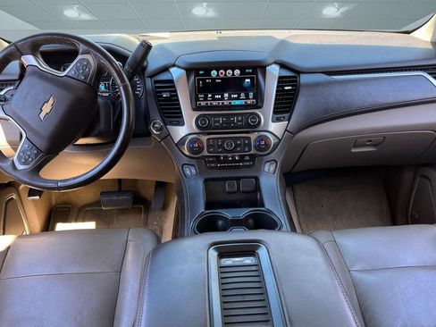 Used 2016 Chevrolet Tahoe LT w/ Luxury Package RWD image 7