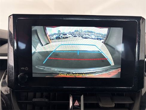 Used 2023 Toyota Corolla SE image 18