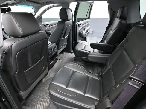 Used 2016 GMC Yukon SLT w/ Premium Edition AWD/4WD image 45