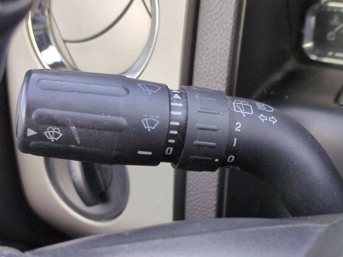 Used 2014 Ford Expedition Limited w/ Equipment Group 301A image 38