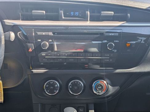 Used 2014 Toyota Corolla L FWD image 24