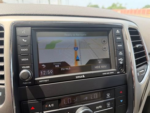 Used 2013 Jeep Grand Cherokee Laredo AWD/4WD image 30