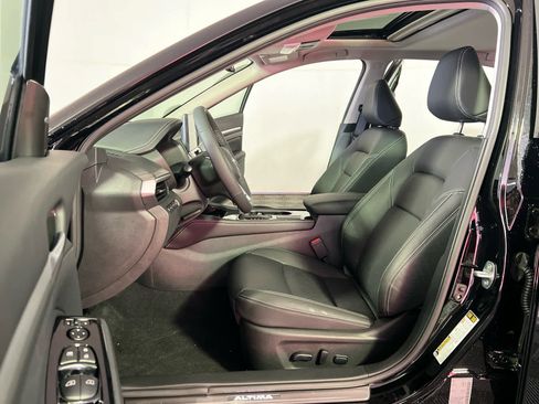 New 2025 Nissan Altima 2.5 SL image 13
