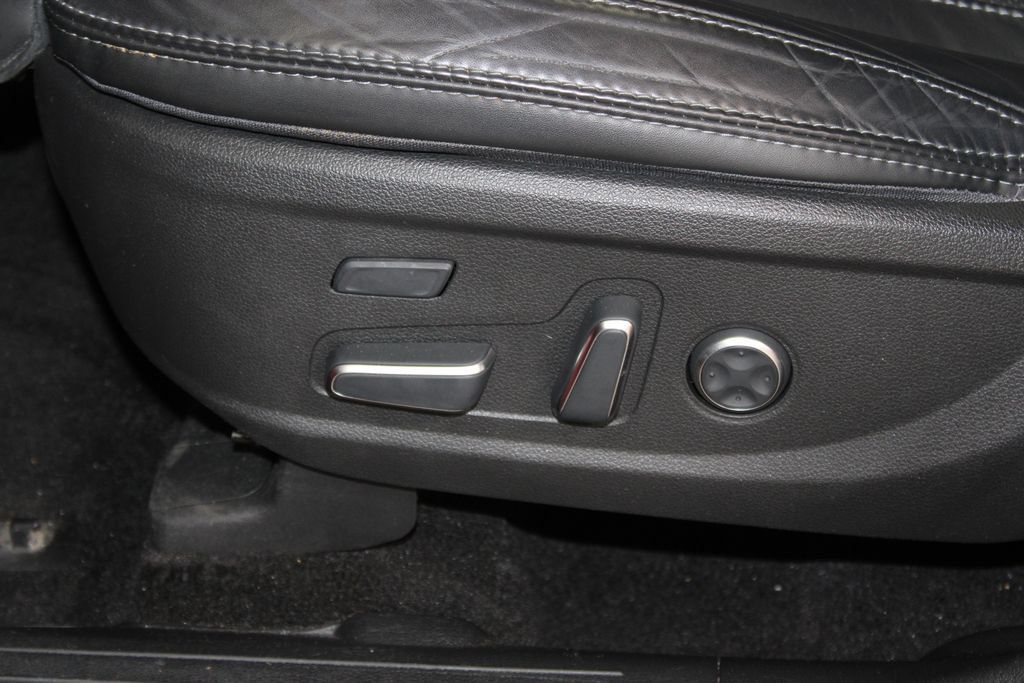 Used 2023 Hyundai Santa Fe Calligraphy w/ Cargo Package AWD/4WD image 22