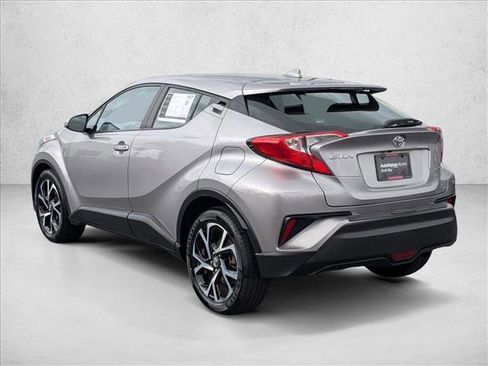 Used 2018 Toyota C-HR XLE image 8