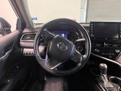 Used 2022 Toyota Camry XSE w/ Navigation Package image 22
