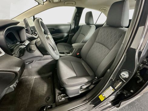 Used 2026 Toyota Corolla LE FWD image 13