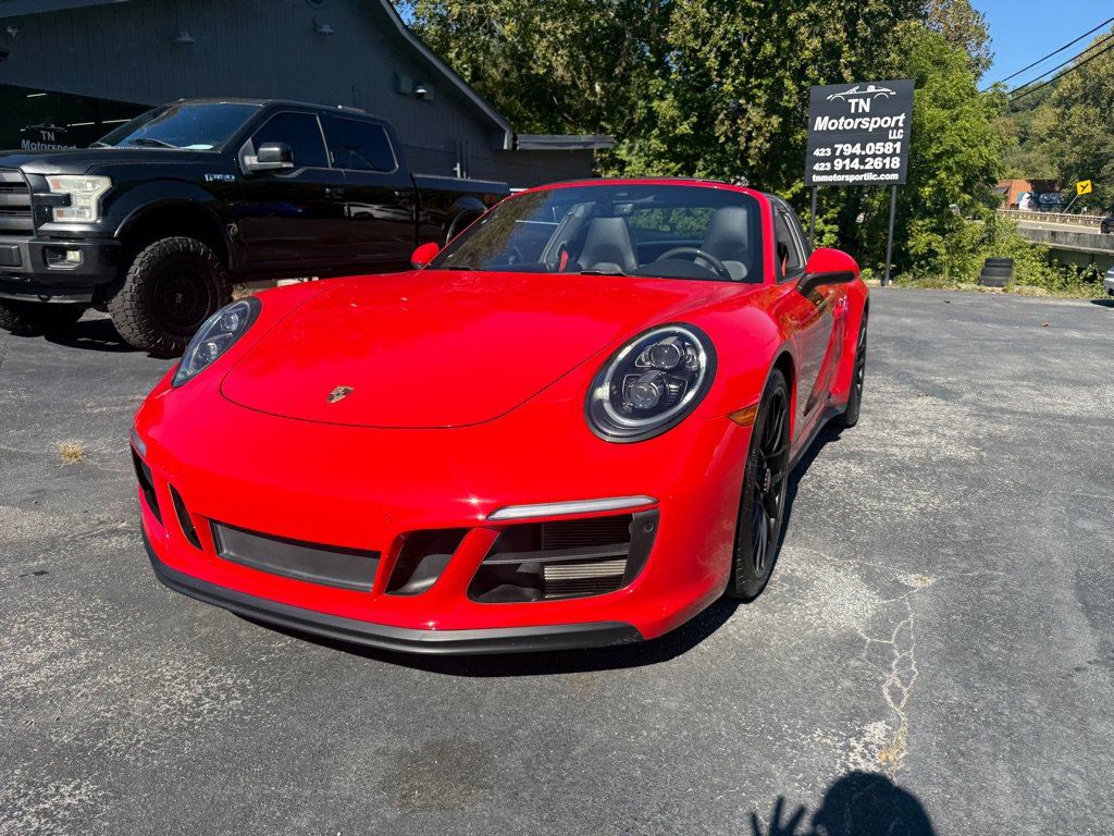 Used 2019 Porsche 911 Targa 4S AWD/4WD image 30