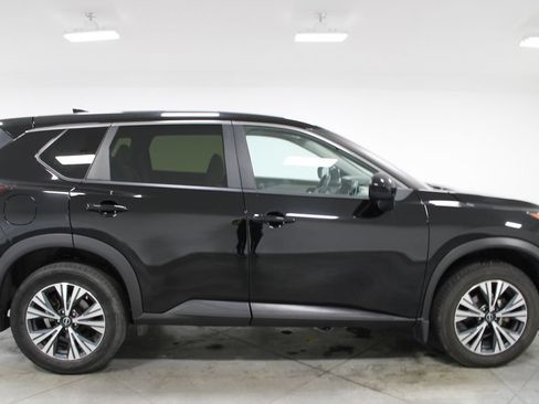 Used 2023 Nissan Rogue SV FWD image 11