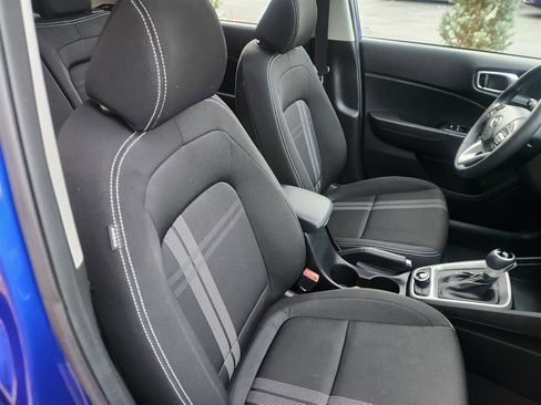 Certified 2024 Hyundai Venue SEL image 12