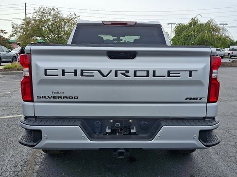 Used 2022 Chevrolet Silverado 1500 RST w/ LPO, Blackout Package image 5