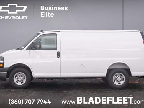 New 2025 Chevrolet Express 2500 image 4