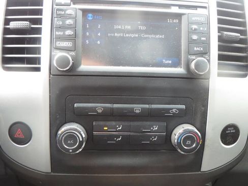 Used 2015 Nissan Xterra PRO-4X w/ Pro-4x Leather Package image 50