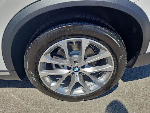 New 2026 BMW X5 xDrive40i AWD/4WD image 36