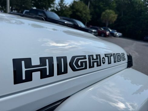 New 2025 Jeep Gladiator Sport image 9